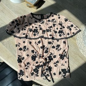 Women’s Hummingbird top size Medium